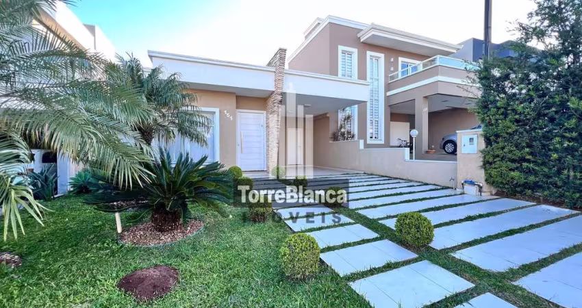 Casa Mobiliada com piscina para locação, 3 quartos sendo 1 suíte, 4 vagas, 179m², Cond. Residencial