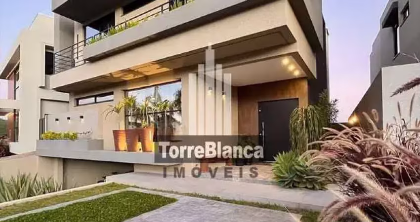 Casa alto padrão à venda no terras alphaville – 3 suítes com varanda, sendo 1 master