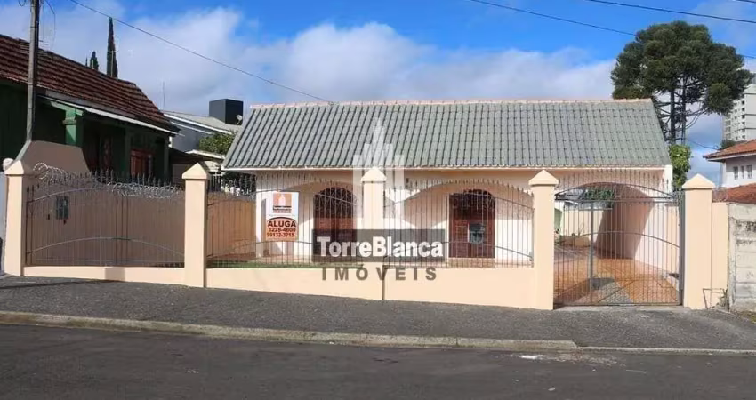 Locação - casa térrea com 4 quartos e edícula no jardim carvalho.