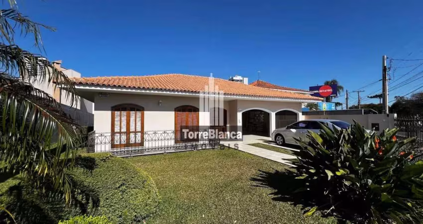 Locação - casa com 3 quartos (sendo 1 suíte master), 5 vagas, área gourmet com churrasqueira, estre