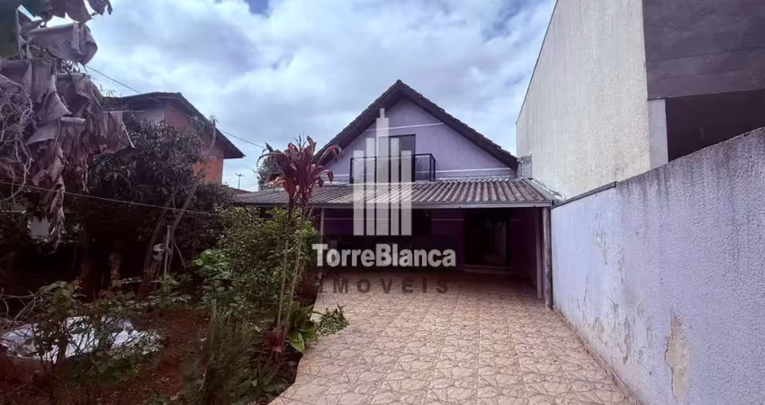 Locação - chalé com 2 quartos, 3 vagas de garagem, uvaranas.