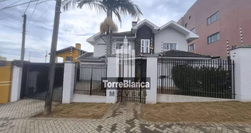 Locação - sobrado de alto padrão, 4 quartos sendo 1 suíte master, 4 banheiros, quintal amplo, jardi