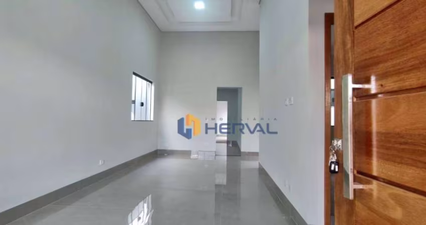 Casa com 3 dormitórios à venda, 140 m² por R$ 890.000,00 - Bom Jardim - Maringá/PR