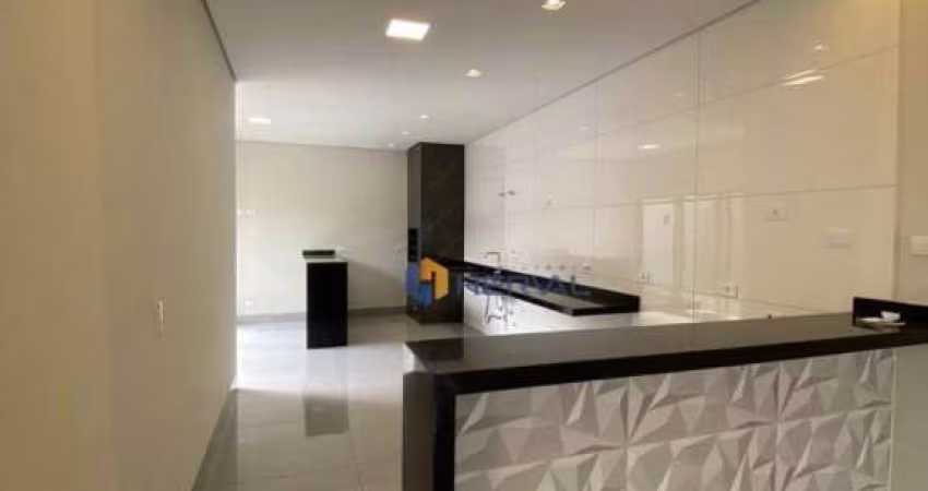 Casa com 3 quartos à venda, 138 m² por R$ 760.000 - Bom Jardim - Maringá/PR