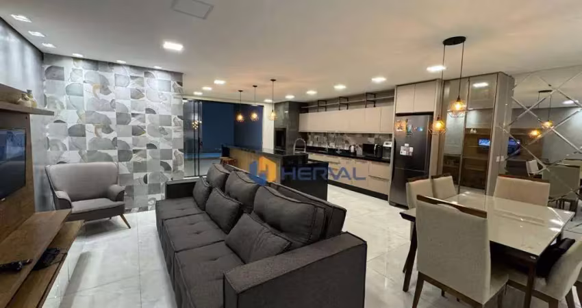 Casa com 3 quartos à venda, 145 m² por R$ 870.000 - Vila Morangueira - Maringá/PR