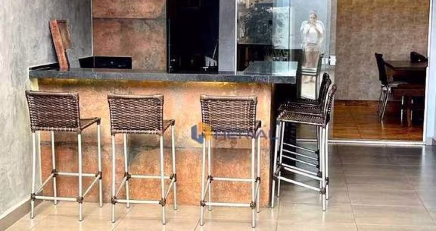 Casa com 3 quartos à venda, 200 m² por R$ 798.000 - Jardim Liberdade - Maringá/PR