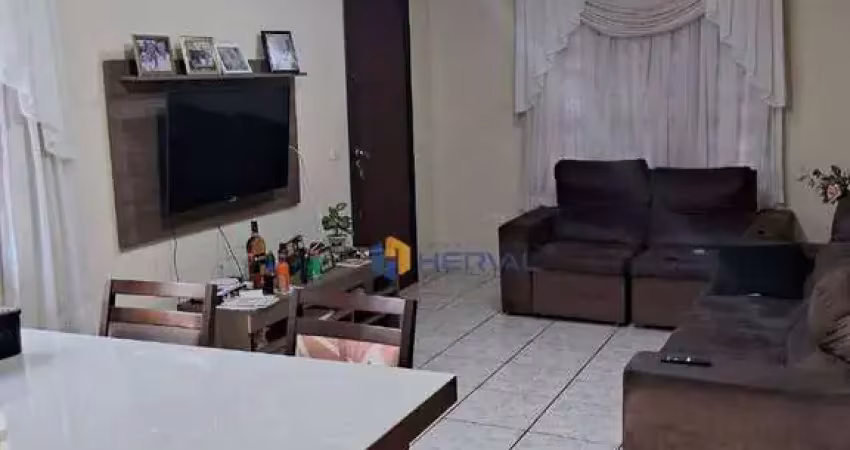 Casa com 3 quartos à venda, 172 m² por R$ 650.000 - Jardim Novo Oásis - Maringá/PR