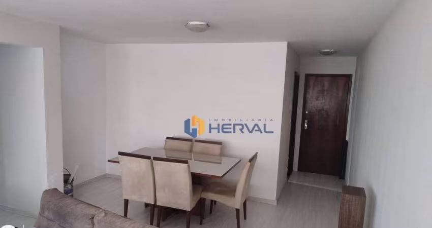 Apartamento com 3 quartos  à venda, 76 m² por R$ 389.000 - Zona 03 - Maringá/PR