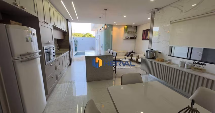 Casa com 3 quartos à venda, 139 m² por R$ 799.000 - Jardim Alvorada - Maringá/PR