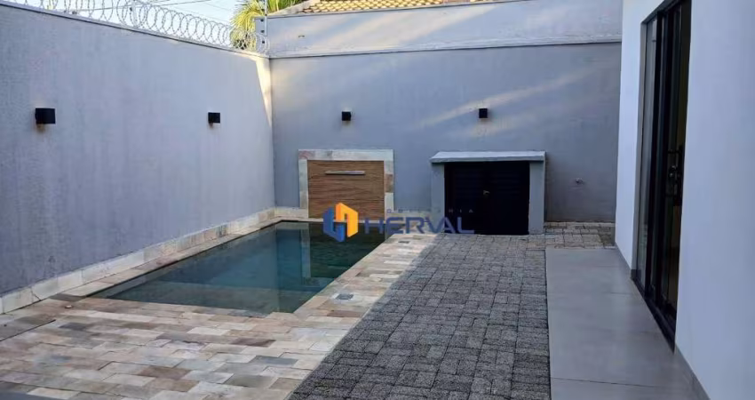Casa com 3 quartos à venda, 135 m² por R$ 850.000 - Jardim Alvorada - Maringá/PR
