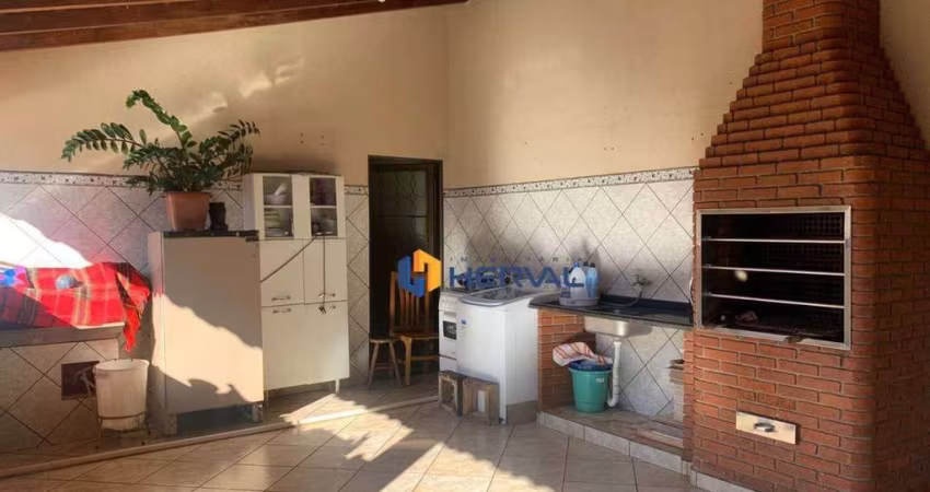 Casa com 3 quartos à venda, 225 m² por R$ 1.050.000 - Jardim Iguaçu - Maringá/PR