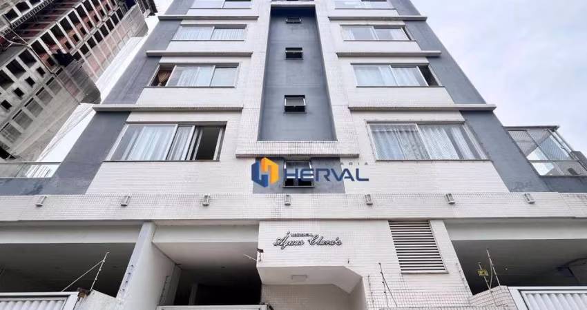 Apartamento com 2 dormitórios à venda, 68 m² por R$ 700.000,00 - Meia Praia - Itapema/SC