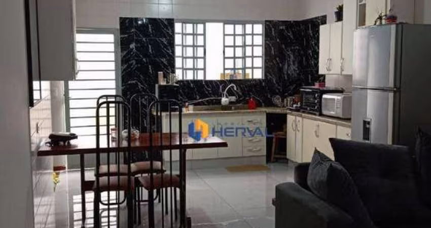 Casa com 3 quartos à venda, 113 m² por R$ 380.000 - Parque Residencial Cidade Nova - Maringá/PR