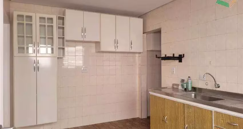 Casa com 2 quartos para alugar na Travessa Aruba, 12A, Jabaquara, São Paulo