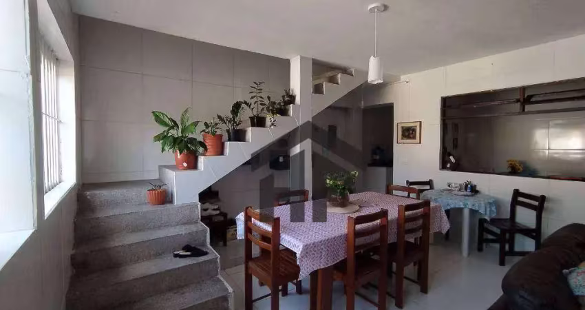 Casa com 3 Quartos em Torrões, Recife