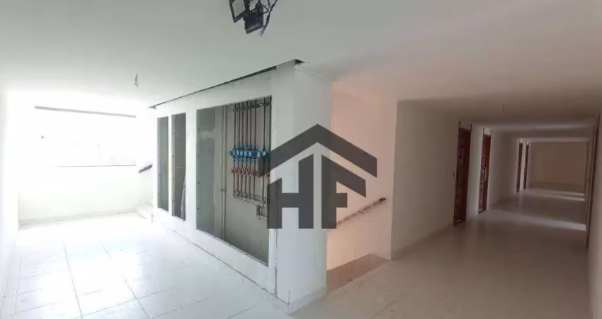 Flat de 33 m² com 2 quartos sendo uma suíte,   localizado na Praia de Muro Alto, Ipojuca - PE . À Venda