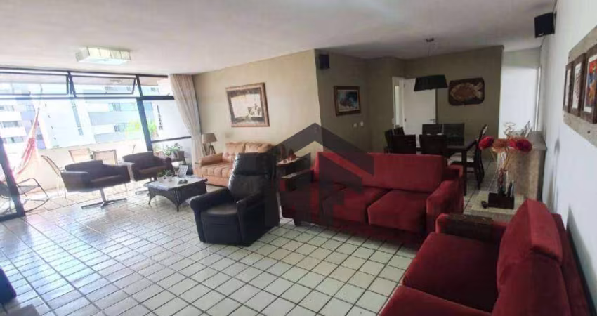 Apartamento de 220m², com 04 quartos sendo duas suítes, localizado na Madalena, Recife - PE. À Venda