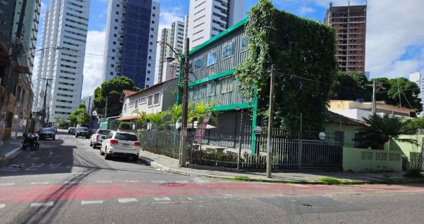 Sala Comercial de 60m² para alugar no 2º andar, localizada na Torre, Recife - Pernambuco.