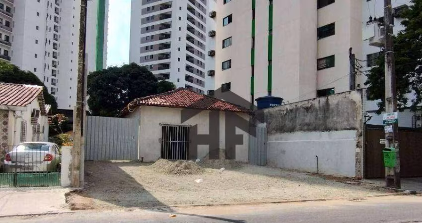Casa Comercial de 228m² para alugar, com 5 quartos (1 suíte), localizada no Rosarinho, Recife - Pernambuco.