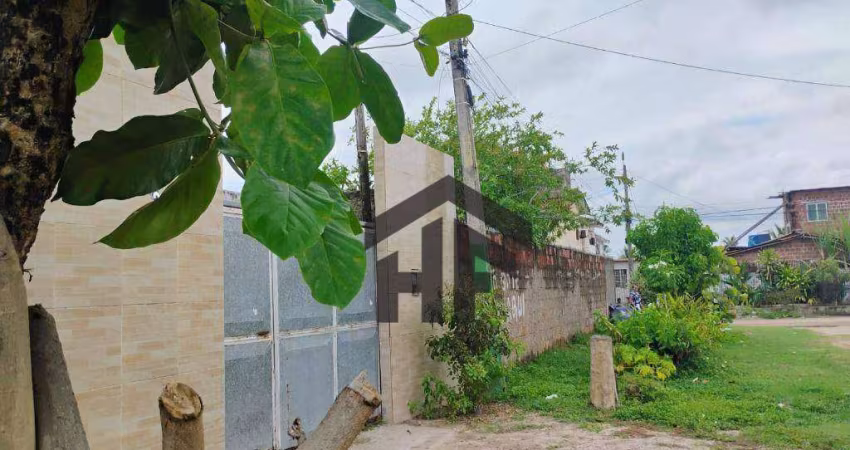 Casa Comercial ou Residencial, de 122m² construída, à venda com 3 quartos (1 suíte), localizada em Pau Amarelo, Paulista - Pernambuco.