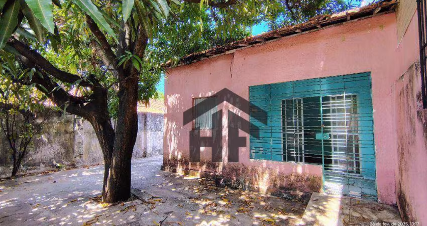 Casa de 100m² construida, no terreno de 200m² , localizada em Boa Viagem, Recife - Pernambuco.
