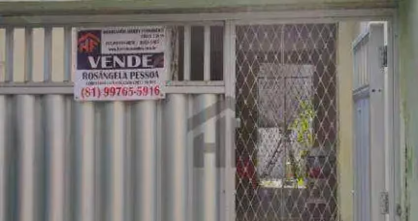 Casa de 286m² à venda, com 3 quartos, localizada na Torre, Recife - Pernambuco.