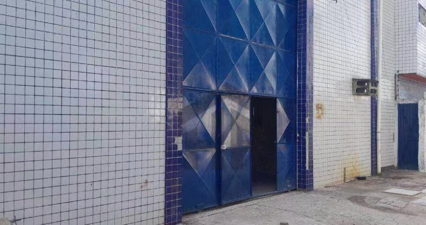 Galpão Comercial de 420m² para alugar, localizado em Afogados, Recife - Pernambuco.