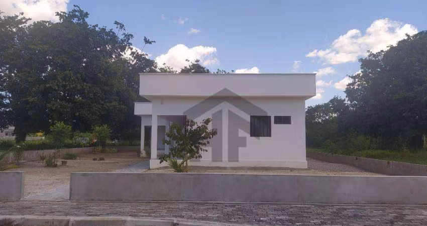 Casa de 120m² com 3 quartos, no terreno de 600m², localizada em Aldeia, Camaragibe - Pernambuco.