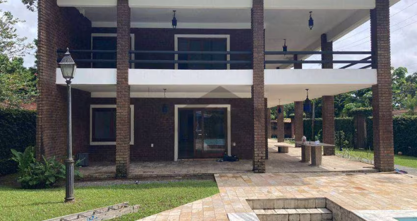 Casa de 270m² para alugar ou vender, com 5 quartos (2 suítes), localizada em Aldeia, Camaragibe - Pernambuco.