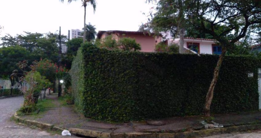 Casa Residencial ou Comercial de 237m² à venda, com 4 quartos suítes, localizada no Poço da Panela, Recife - Pernambuco.