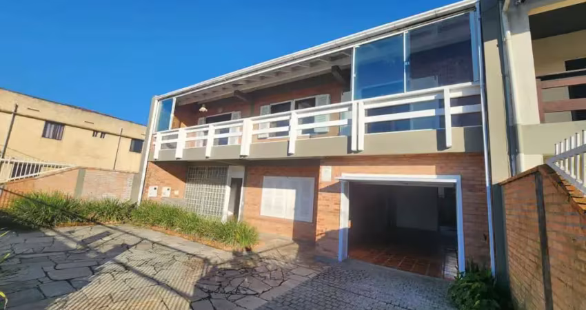 Casa com 4 quartos para alugar na Avenida Prefeito Cirino Adolfo Cabral, 4329, Meia Praia, Navegantes