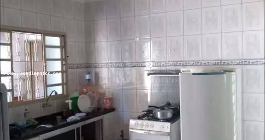 Casa para Venda em Araras, Jardim Santa Olívia II, 2 dormitórios, 1 suíte, 1 banheiro, 2 vagas