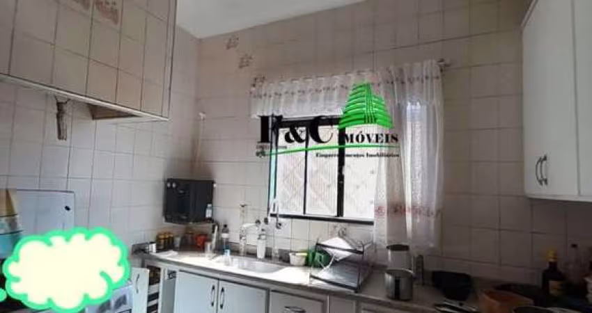Casa para Venda em Araras, Vila Michelin, 3 dormitórios, 1 suíte, 1 banheiro, 2 vagas
