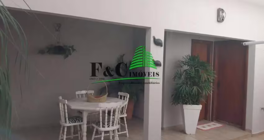 Casa / Sobrado para Venda em Limeira, Vila Queiroz, 3 dormitórios, 1 suíte, 2 banheiros, 4 vagas