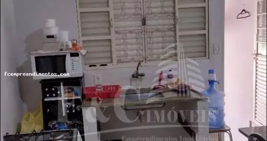 Casa para Venda em Limeira, Parque Residencial Belinha Ometto, 3 dormitórios, 2 banheiros, 2 vagas