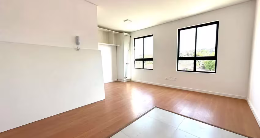 Studio semi mobiliado no tingui – moderno e funcional