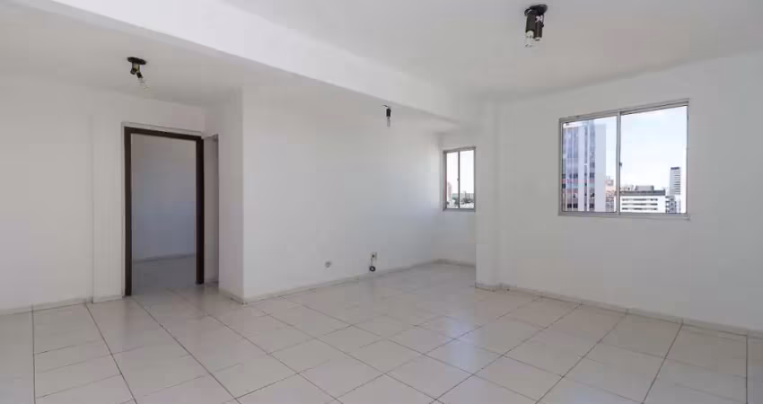Casa comercial para alugar na Rua Treze de Maio, 336, Centro, Curitiba