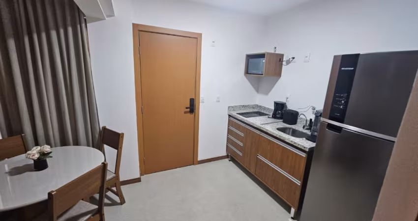 Apartamento à venda no Caminho das Árvores – Compacto, completo e com excelente localização!