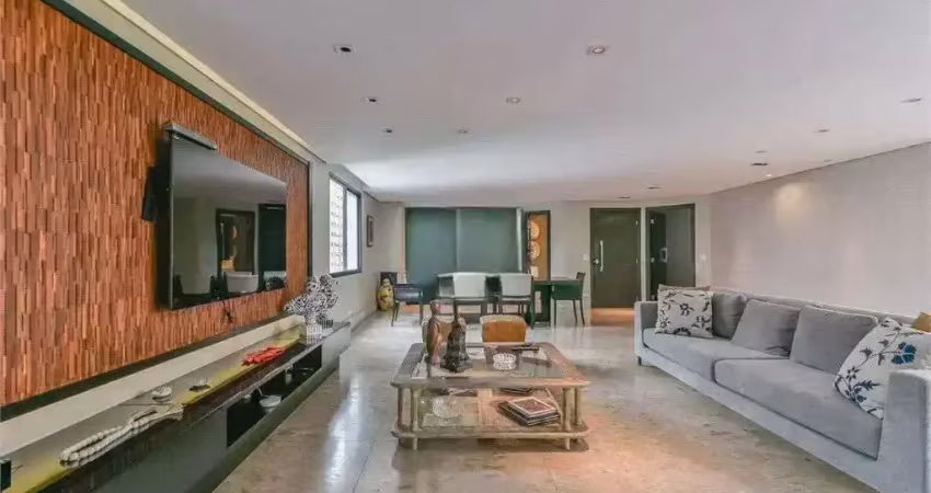 Charme e elegancia com 235 de área util, 3 suites, 4 vgs. moema pássaros