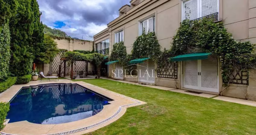 Uma luxuosa casa de alto padrão a poucos passos do parque ibirapuera