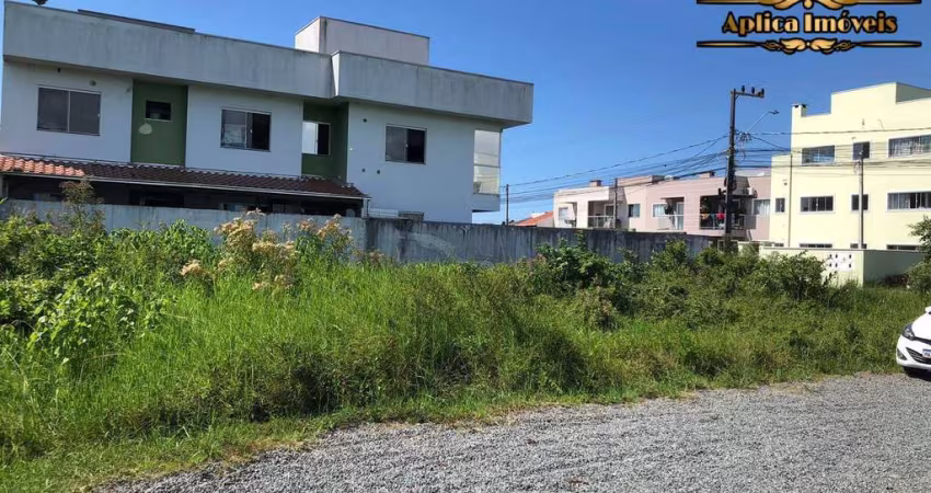 Terreno a 350m do mar em Navegantes