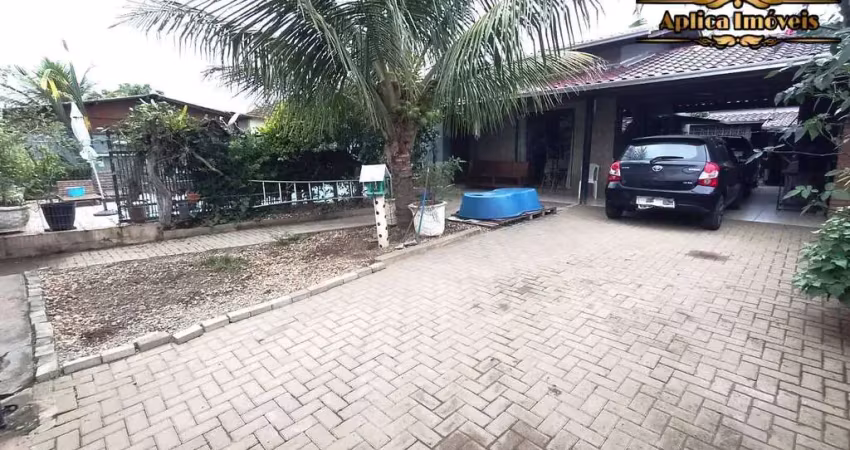 Casa com Piscina no Gravatá de Navegantes