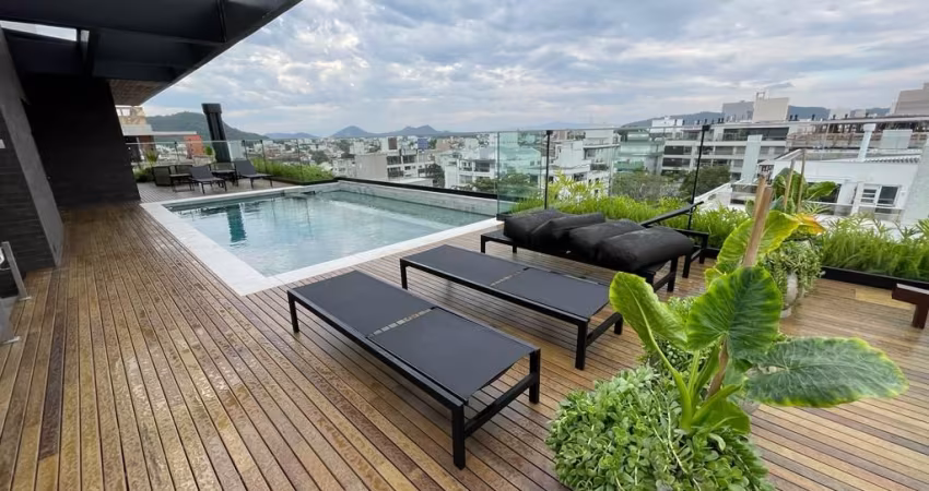 Apartamento Duplex Luxo uma quadra da praia de Jurerê