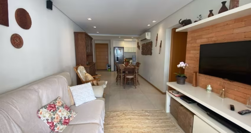 Apartamento de 148m² com 3 quartos sendo 1 suíte no bairro Abrãao em Florianópolis