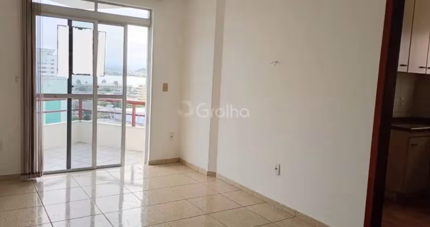 Apartamento de 64m² com 2 quartos no Centro