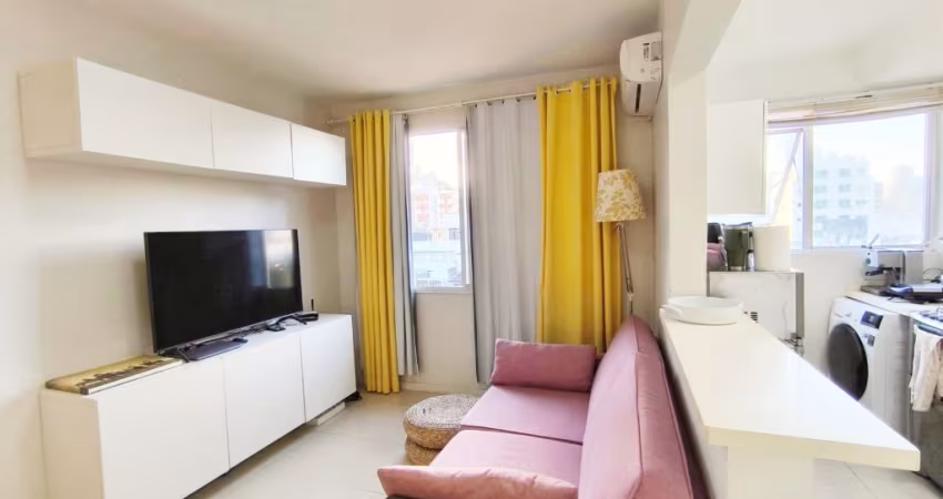 Apartamento de 56m² com 2 quartos na Agronômica