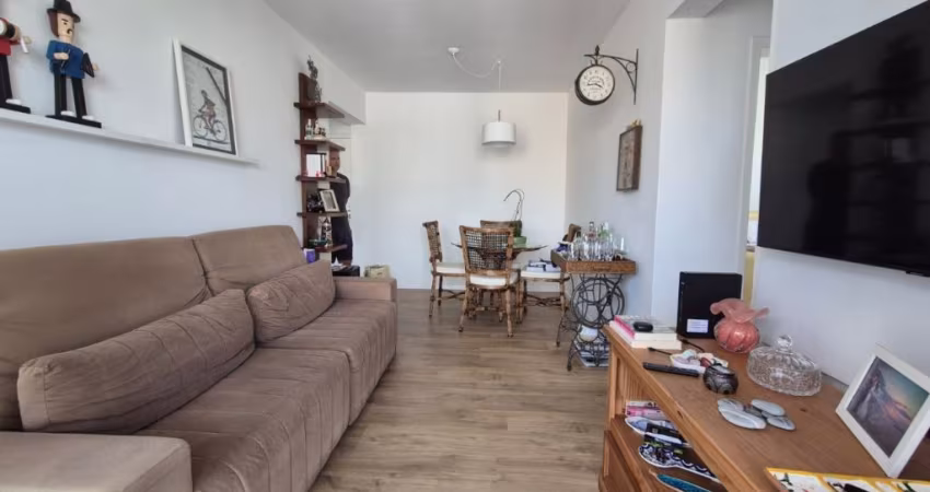 Apartamento de 2 quartos sendo 1 suíte no Centro