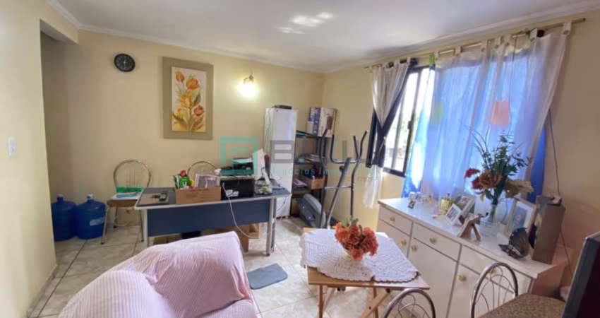 Apartamento em Conjunto Residencial José Bonifácio  -  São Paulo