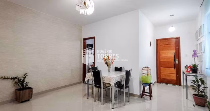 Apartamento a venda de 3/4 + dependência de empregada e 1 garagem em Nazaré