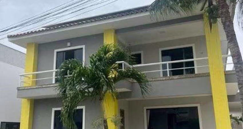 Casa de condomínio para venda tem 340 metros quadrados com 4 quartos